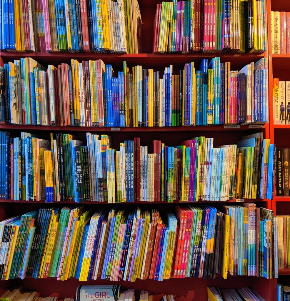 children's book shelves children's book shelves